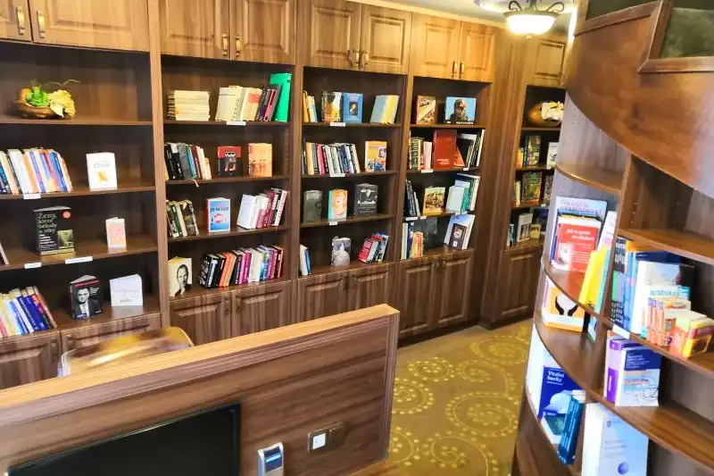 Library Hotel Dvorana